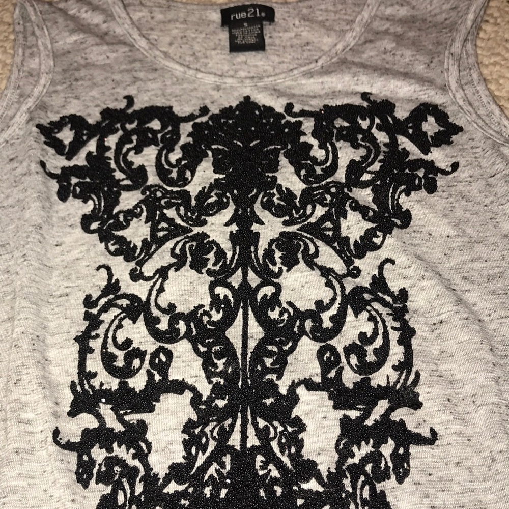 Tank top - Picture 2 of 3